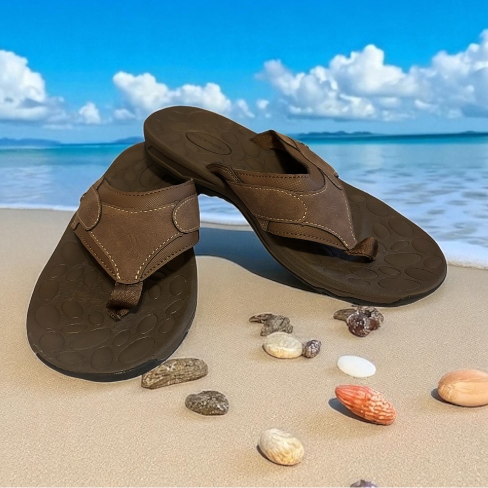 NWOT: men’s size 9 Rockport Brown Leather Men's Sandals